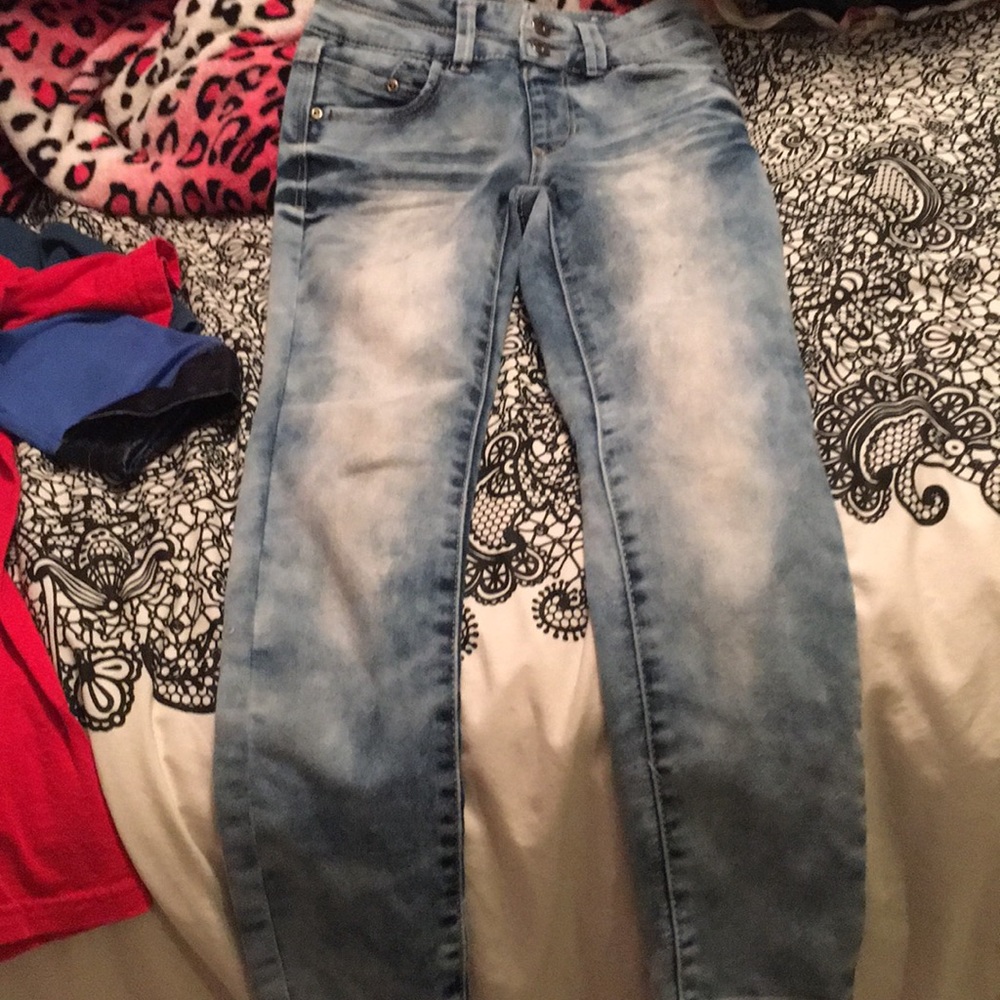 Skinny jeans
